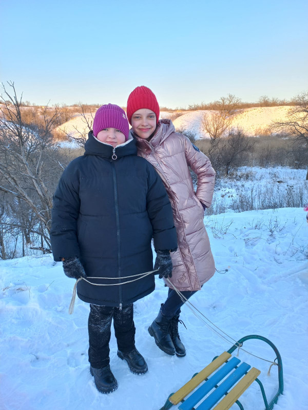 Сестра Друг Помощник
